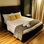 Aston Hotel