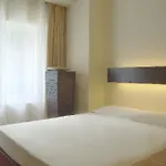 Aston 4* Pino Torinese