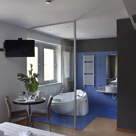 Hotel Aston