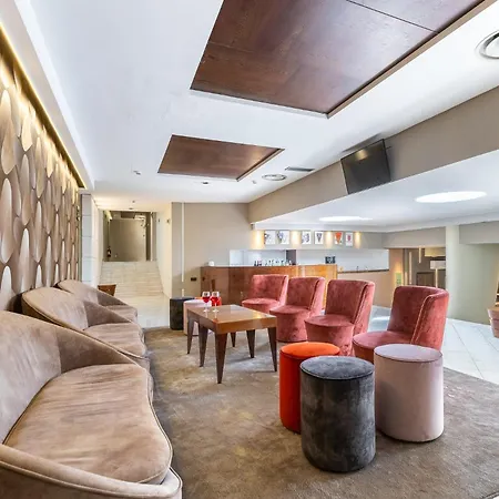 Hotel Aston 4*