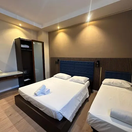 Aston 4* Pino Torinese