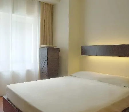 Aston 4* Pino Torinese