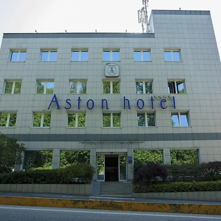 Aston 4* Pino Torinese